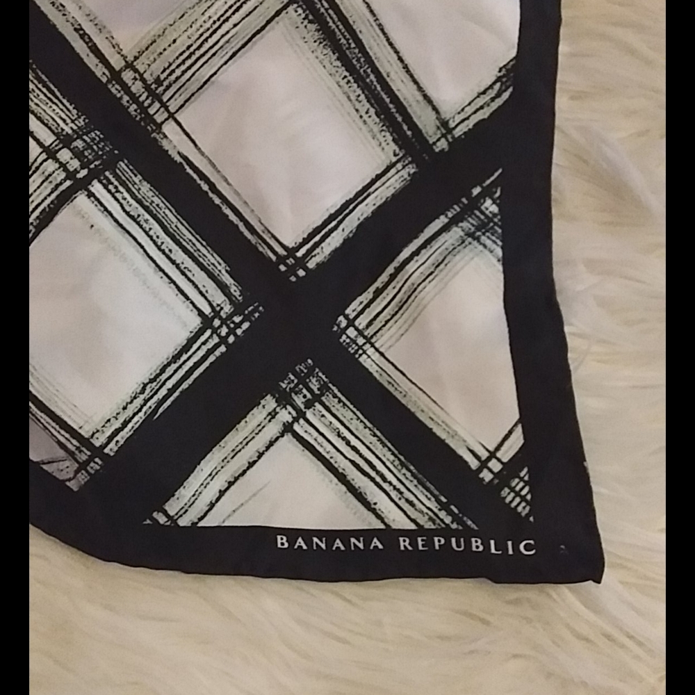 Square scarf